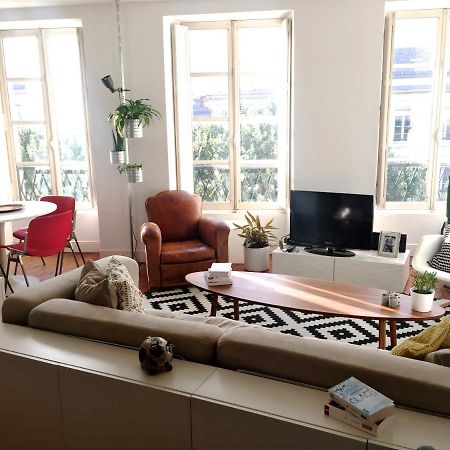Appartement Design En Plein Coeur De Bordeaux Esterno foto