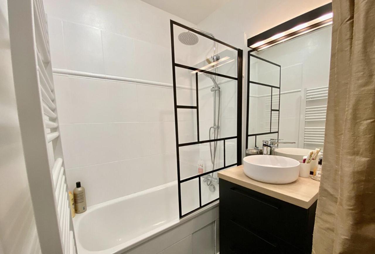 Appartement Design En Plein Coeur De Bordeaux Esterno foto