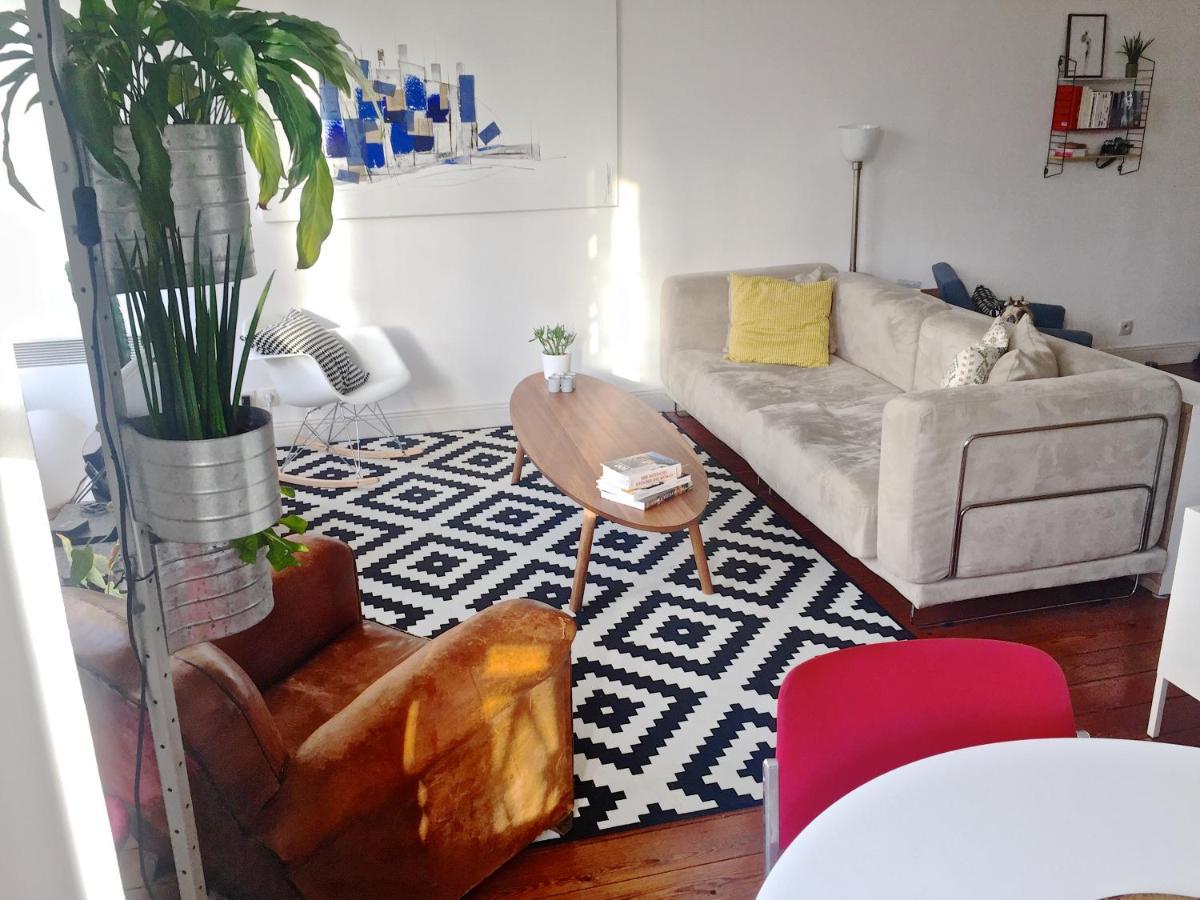 Appartement Design En Plein Coeur De Bordeaux Esterno foto